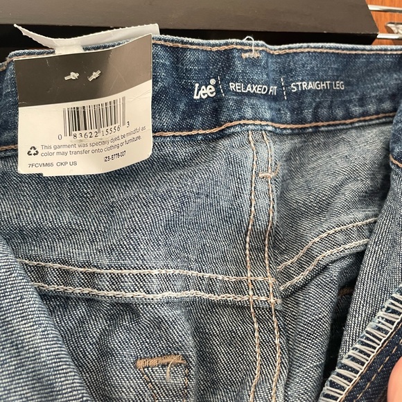 Lee relaxed fit straight leg jean - Picture 5 of 10